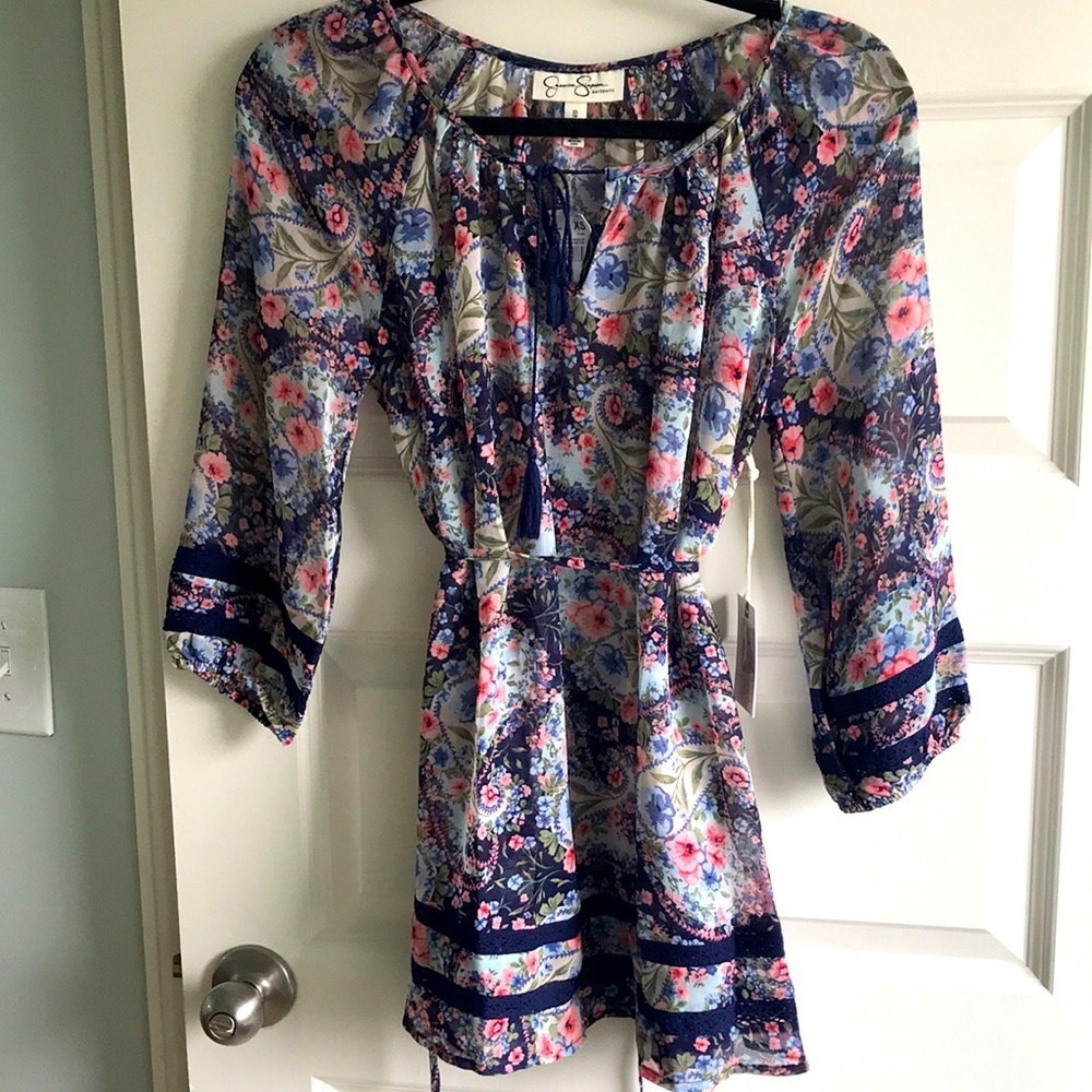 Jessica Simpson Sheer floral maternity top